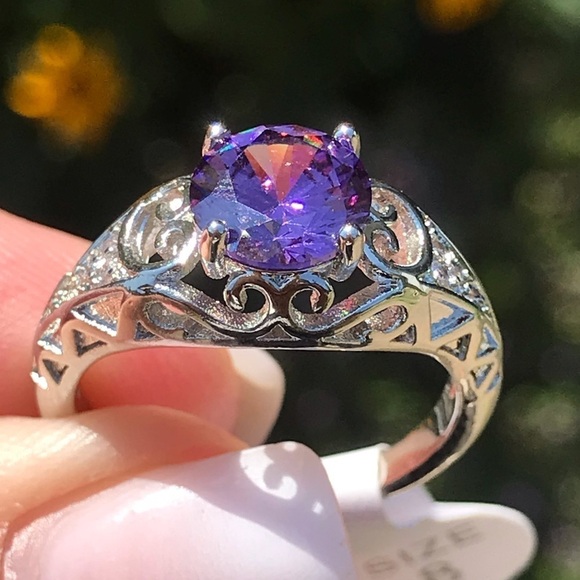 925 Sterling Silver Gemstone  Amethyst Dainty Ring - Picture 13 of 13